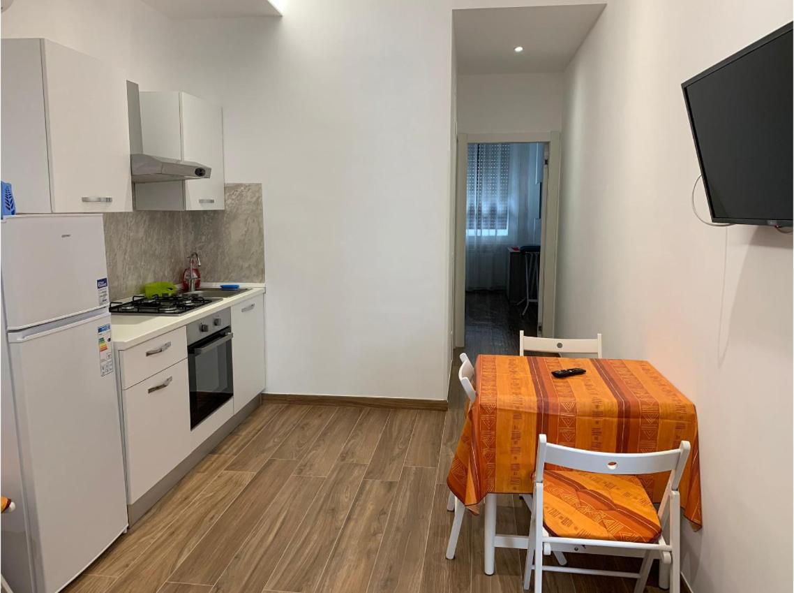 Claire'S Home Savona Dış mekan fotoğraf